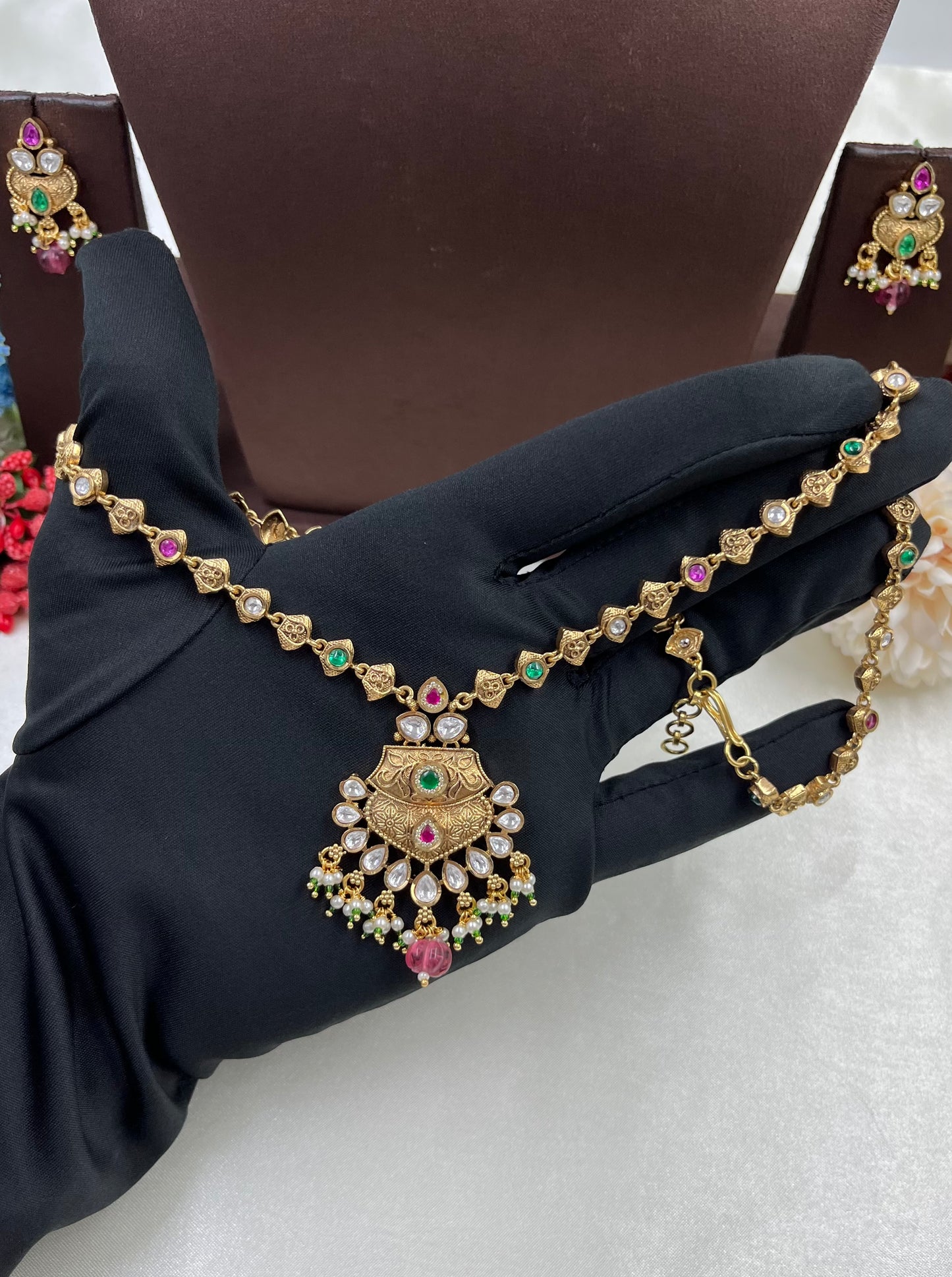 Neata Heritage Semi Long Necklace