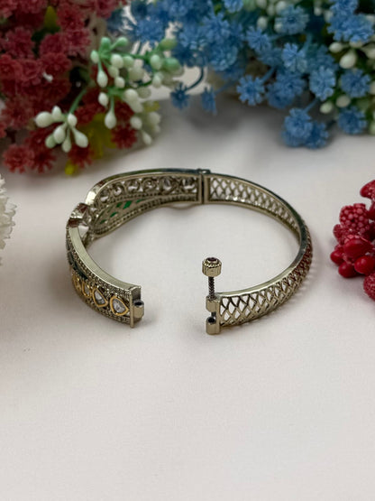 Shruti Victorian Kada (Openable)