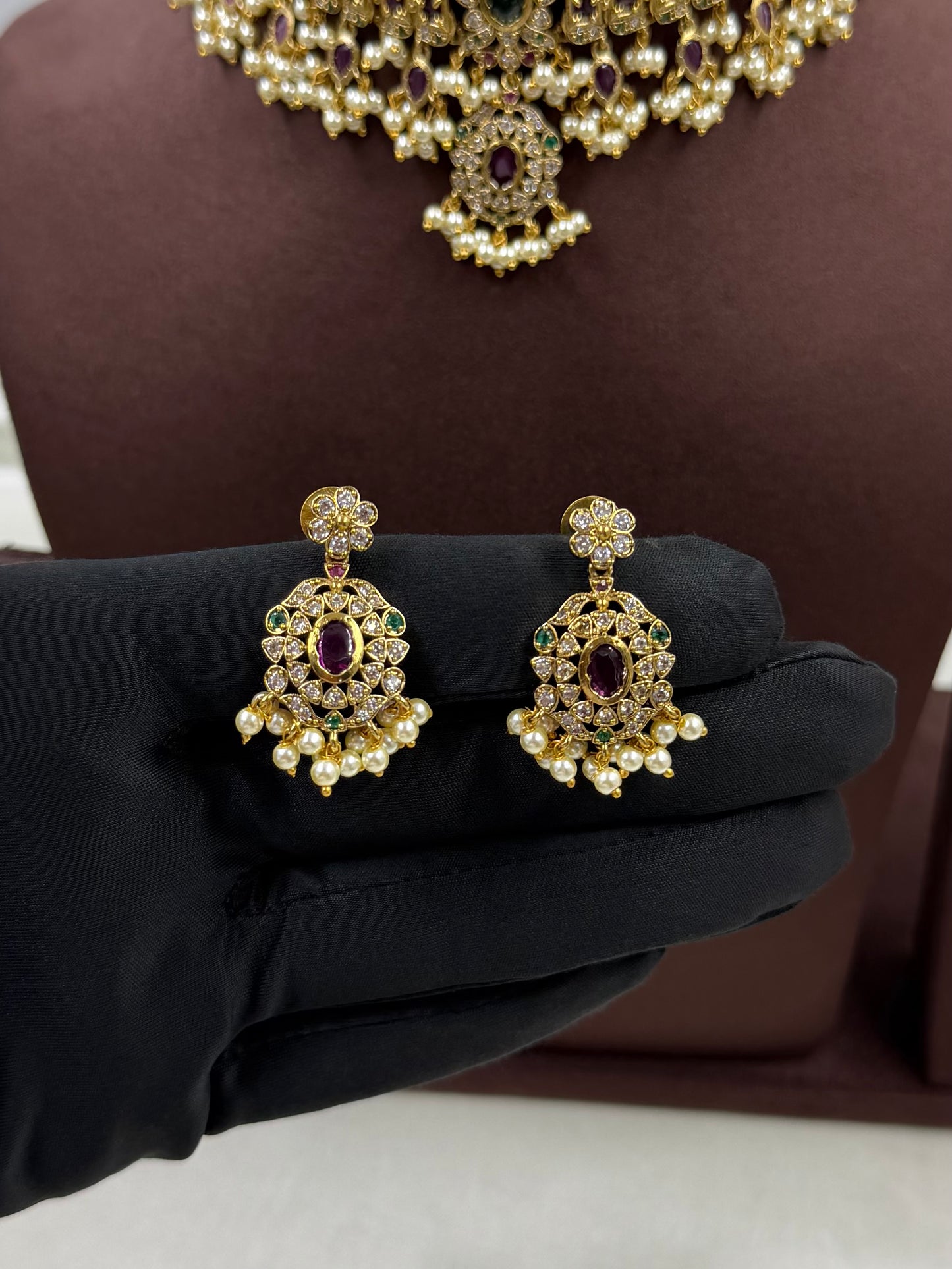 Sakshi Traditional Choker