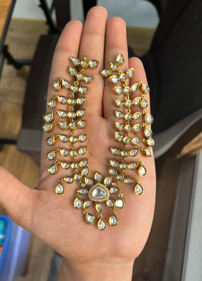 ZEHERA MOISSANITE KUNDAN NECKLACE SET