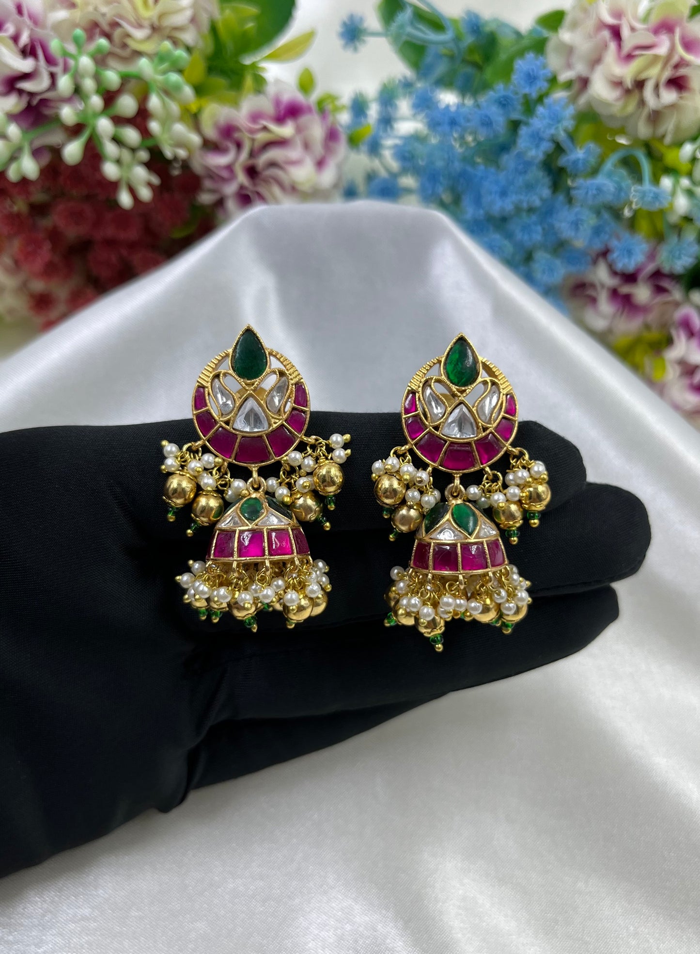 Bhoomi Jadau Pachi Kundan Jumka