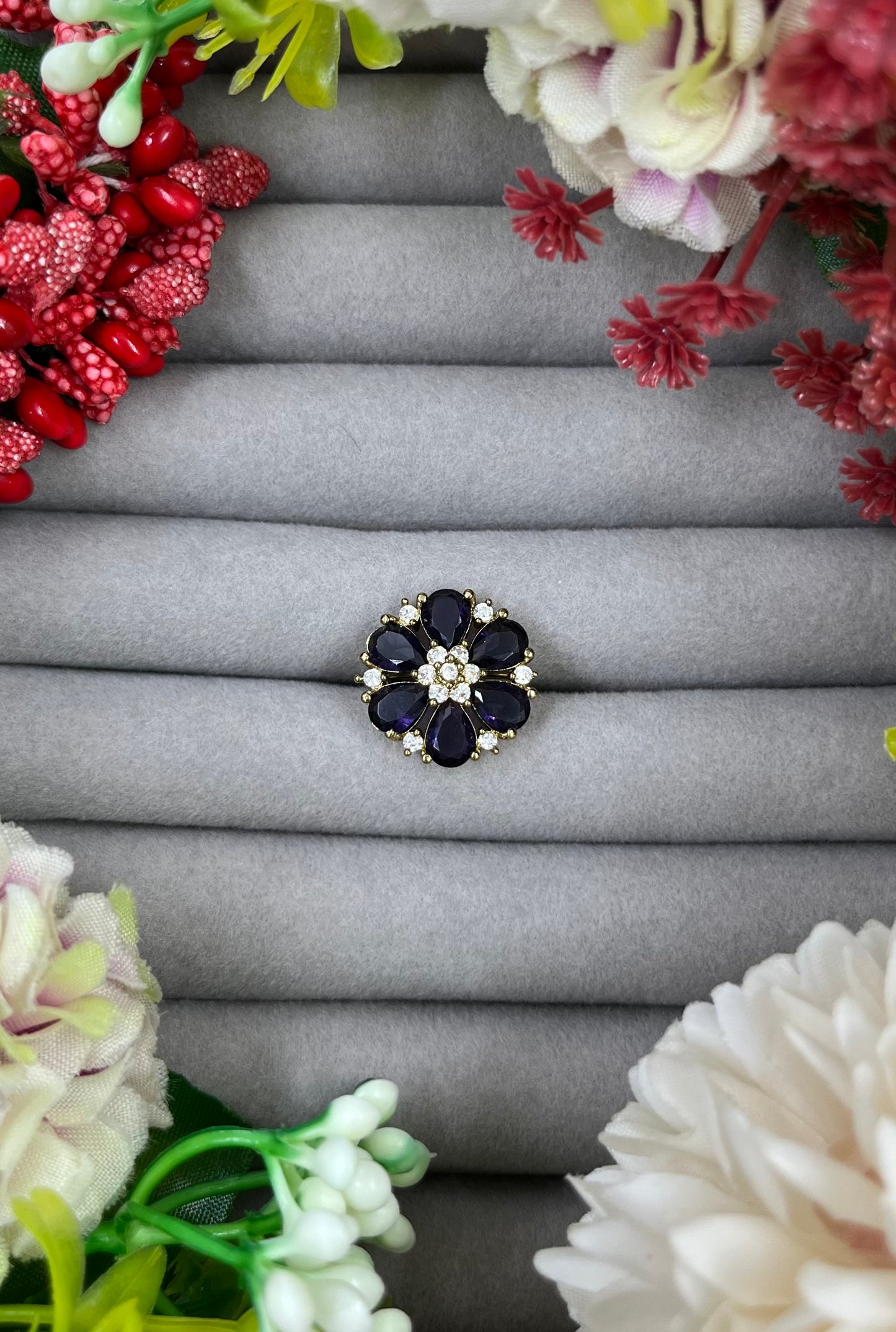 Sarita Victorian Ad Ring