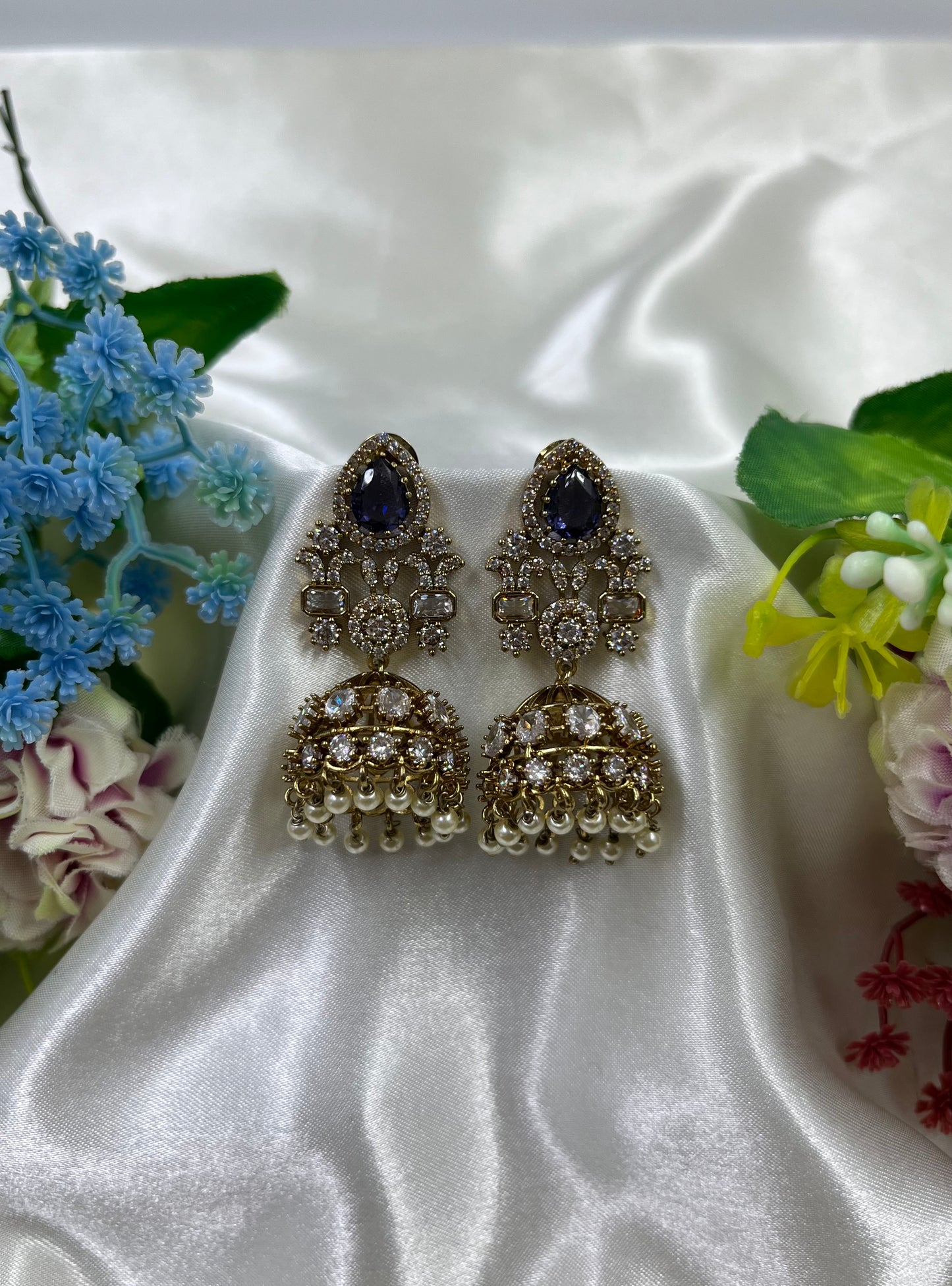 Ria Ad Victorian Earing