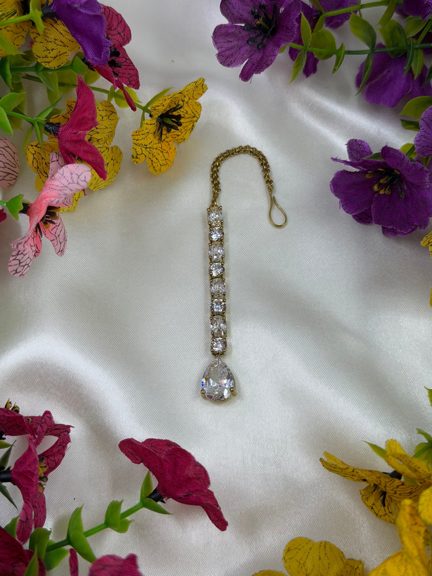 Neeta Victorian American Diamond Mang Tika