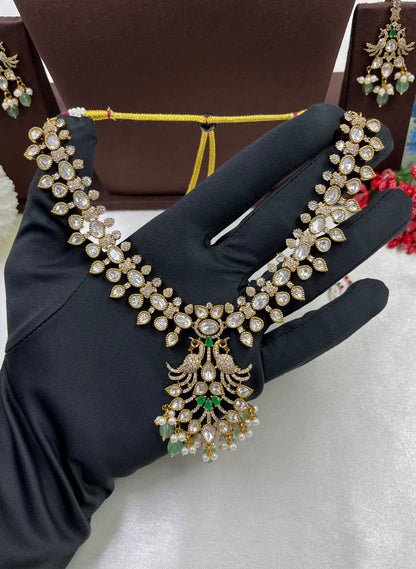 Anvi Victorian Premium Necklace