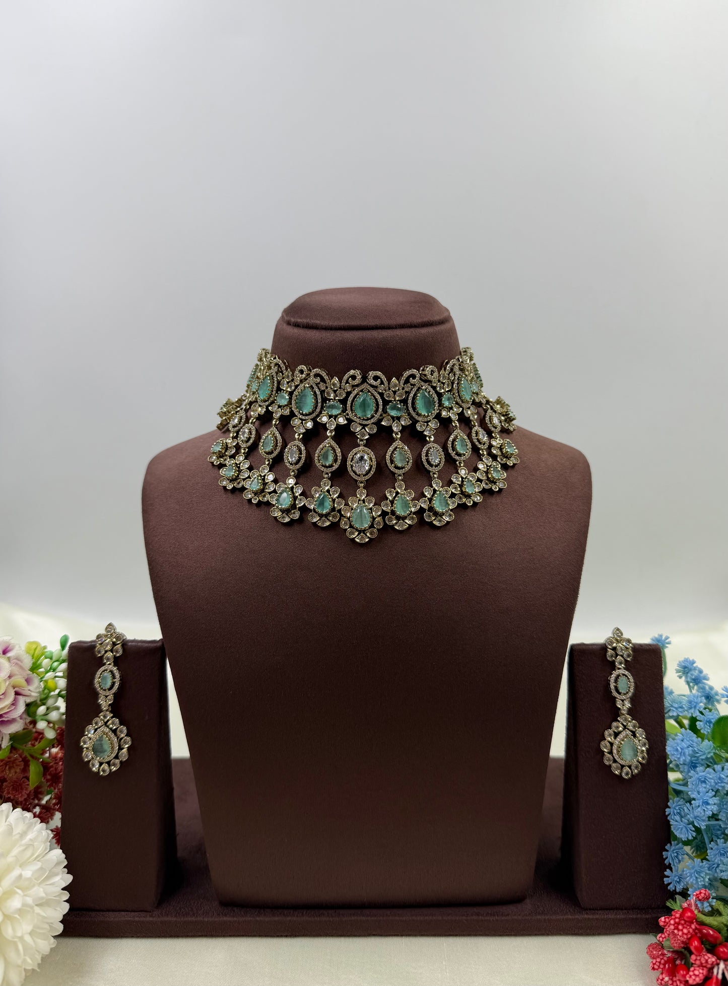 Malati Victorian Choker Necklace