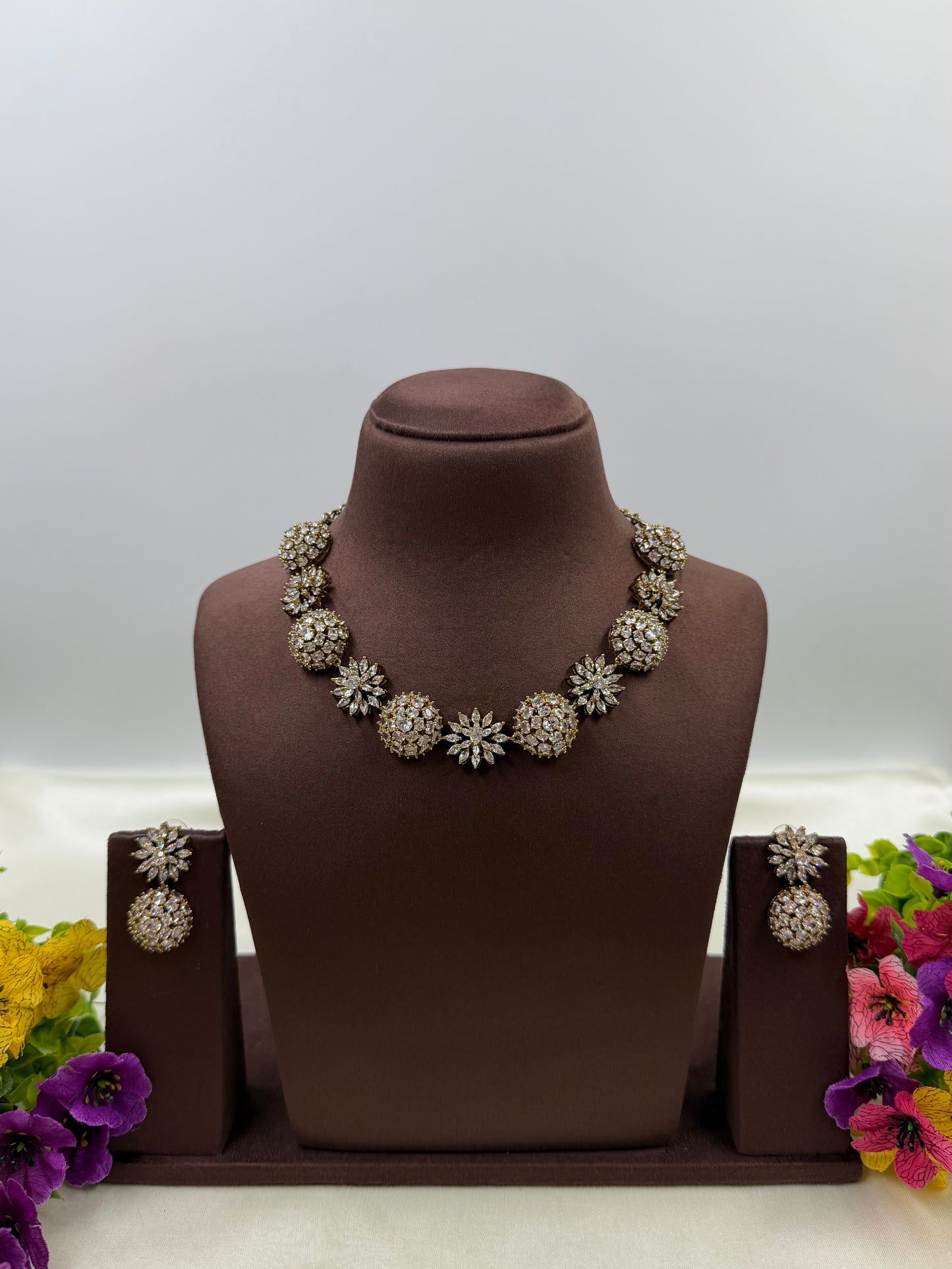 Vidhi Victorian Ad Necklace