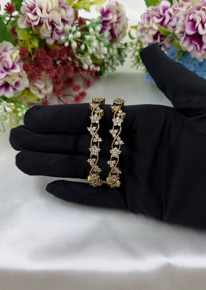 Varunika Victorian Bangles