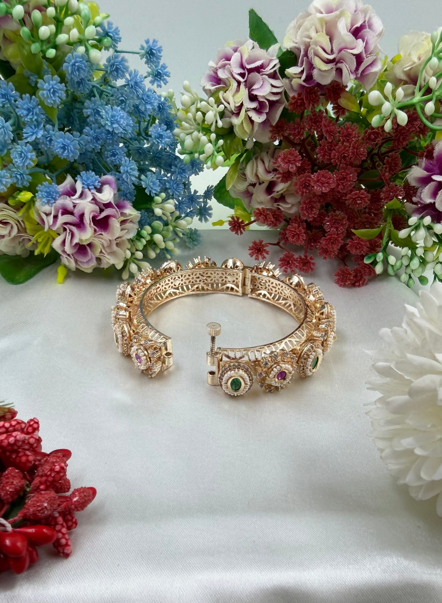 Arohi Moissanite Bangles (Openable)