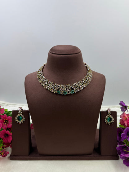 Praya Victorian Necklace
