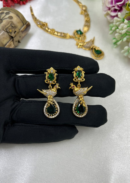 Karuna Traditional Hasli Necklace