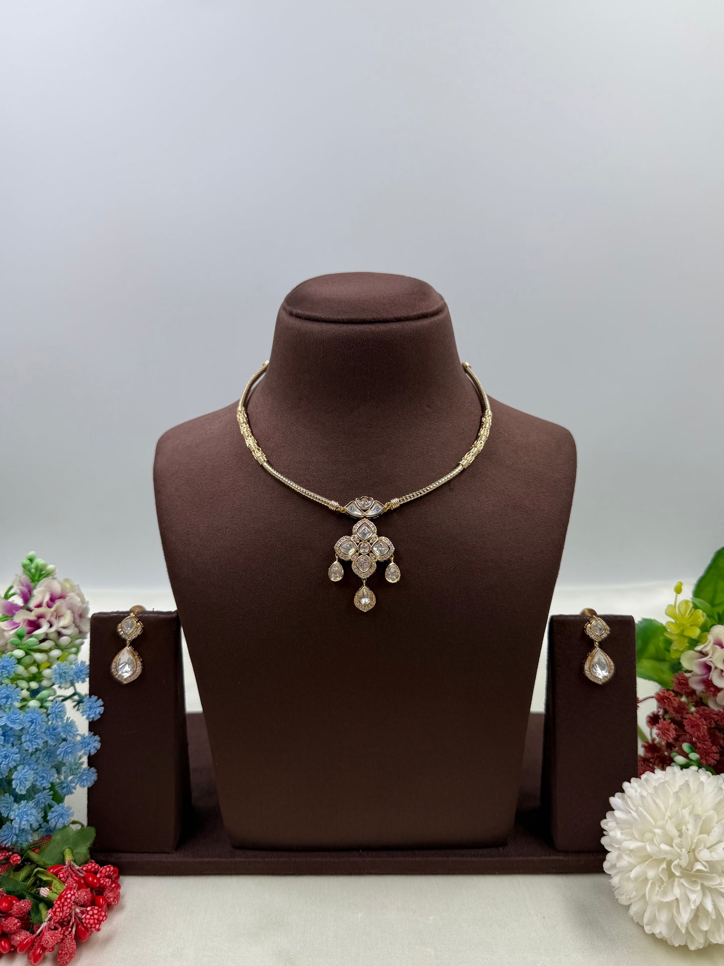 Hailey Moissanite Hasli Necklace