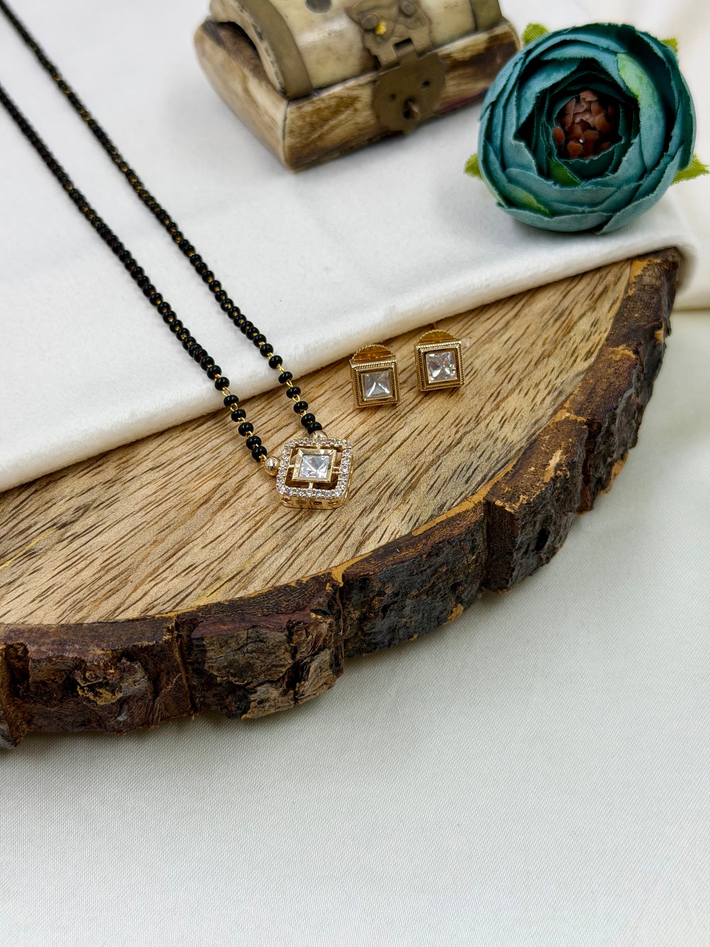 Naina Moissanite Mangalsutra