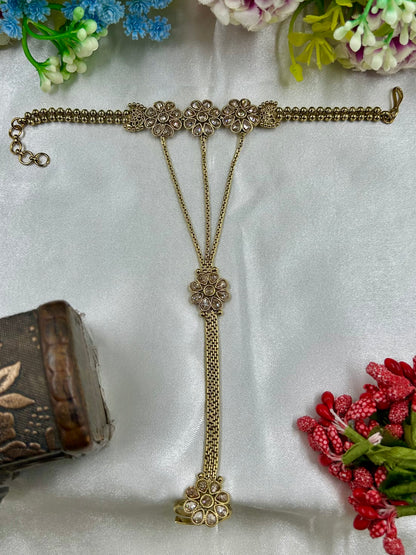 Komal Victorian Hath Panja (One Pis)