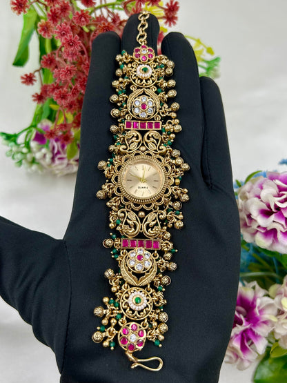Noor Chorski Heritage Watch