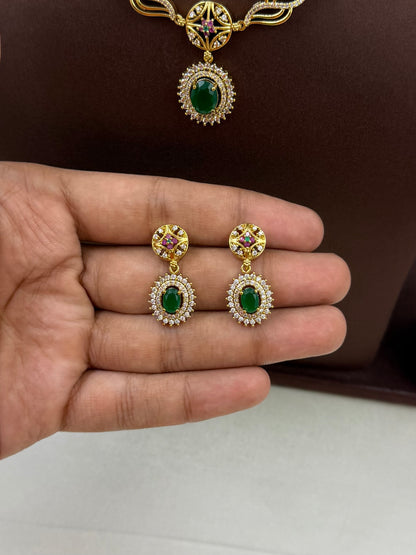 Harshada Victorian Delicate Necklace Set