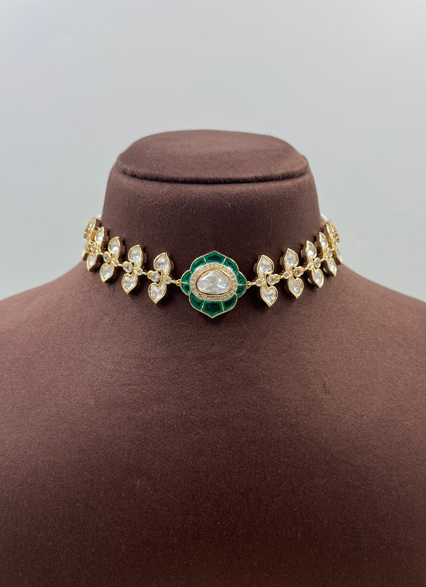 Bhumi Moissanite Choker Necklace