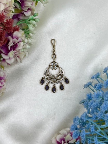 Neha Victorian Mang Tika