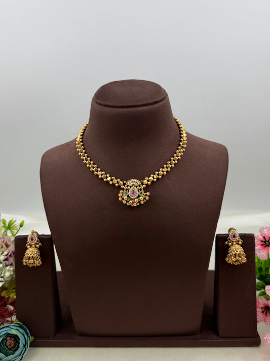 Vinita Chorski Necklace Set