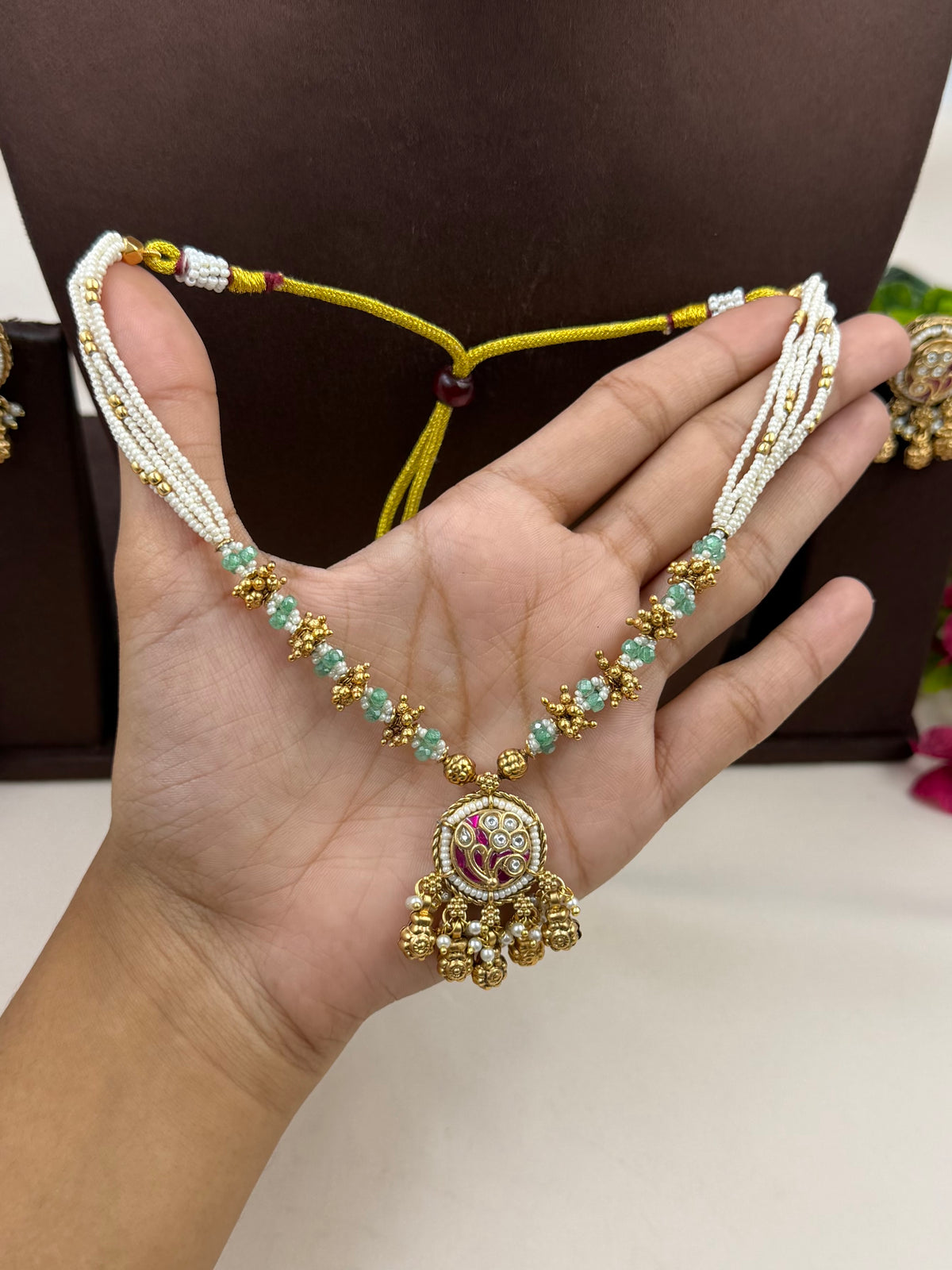 Rashi Heritage Delicate Necklace Set