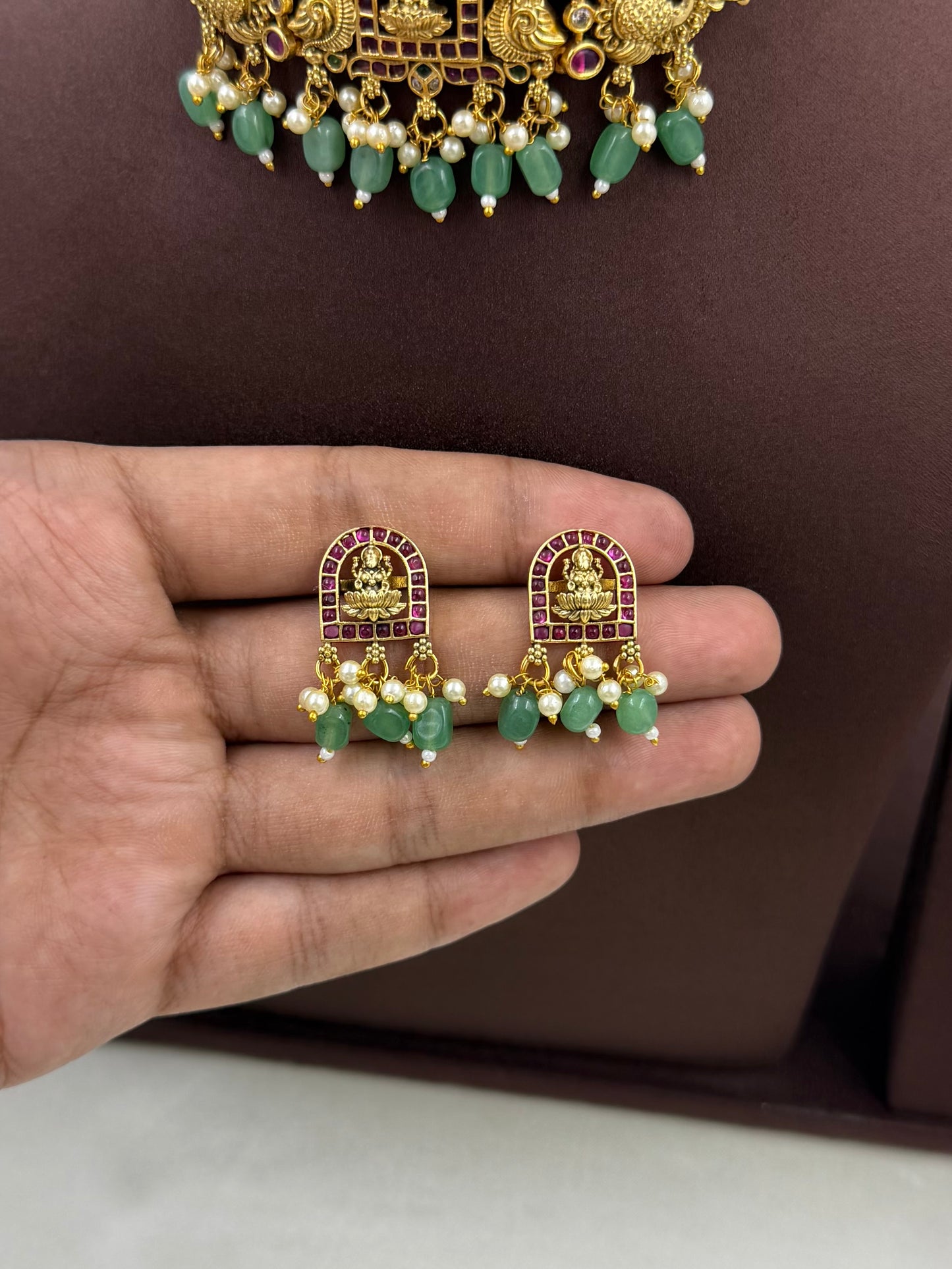 Siya South Temple Choker Set