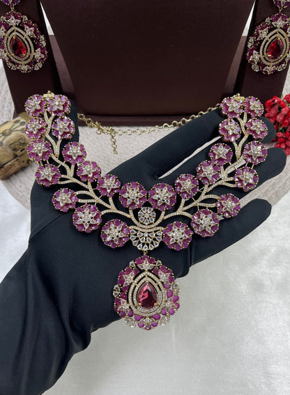 Kishori Victorian Premium Necklace
