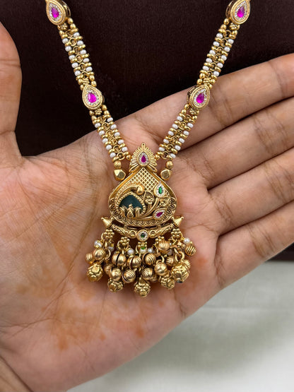 Savita Chorski Necklace Set