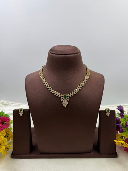 Gauri Victorian Delicate Necklace