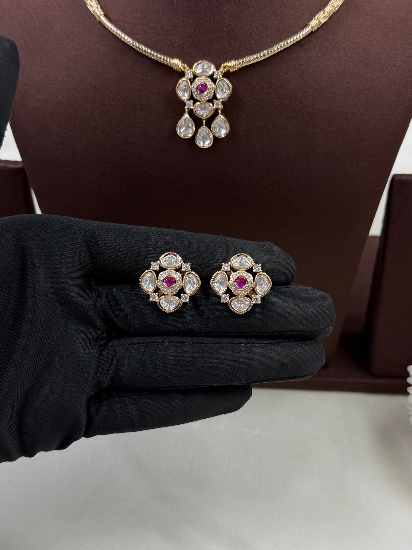 Maira Moissanite Hasli Necklace