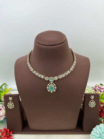 Lena Victorian Hasli Necklace