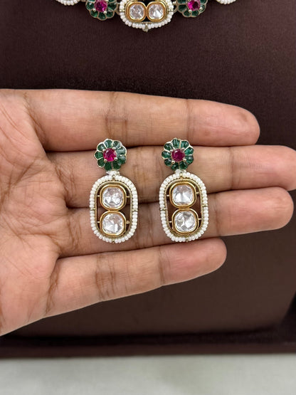 Manvi Victorian Delicate Necklace Set