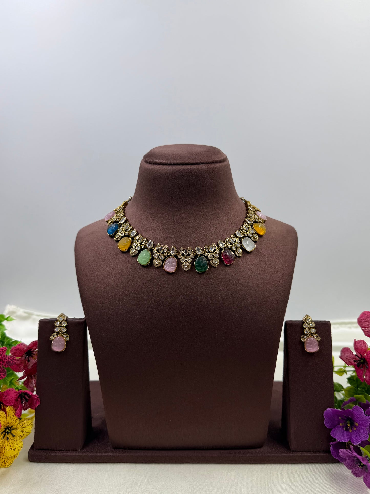 Hansa Victorian Premium Necklace