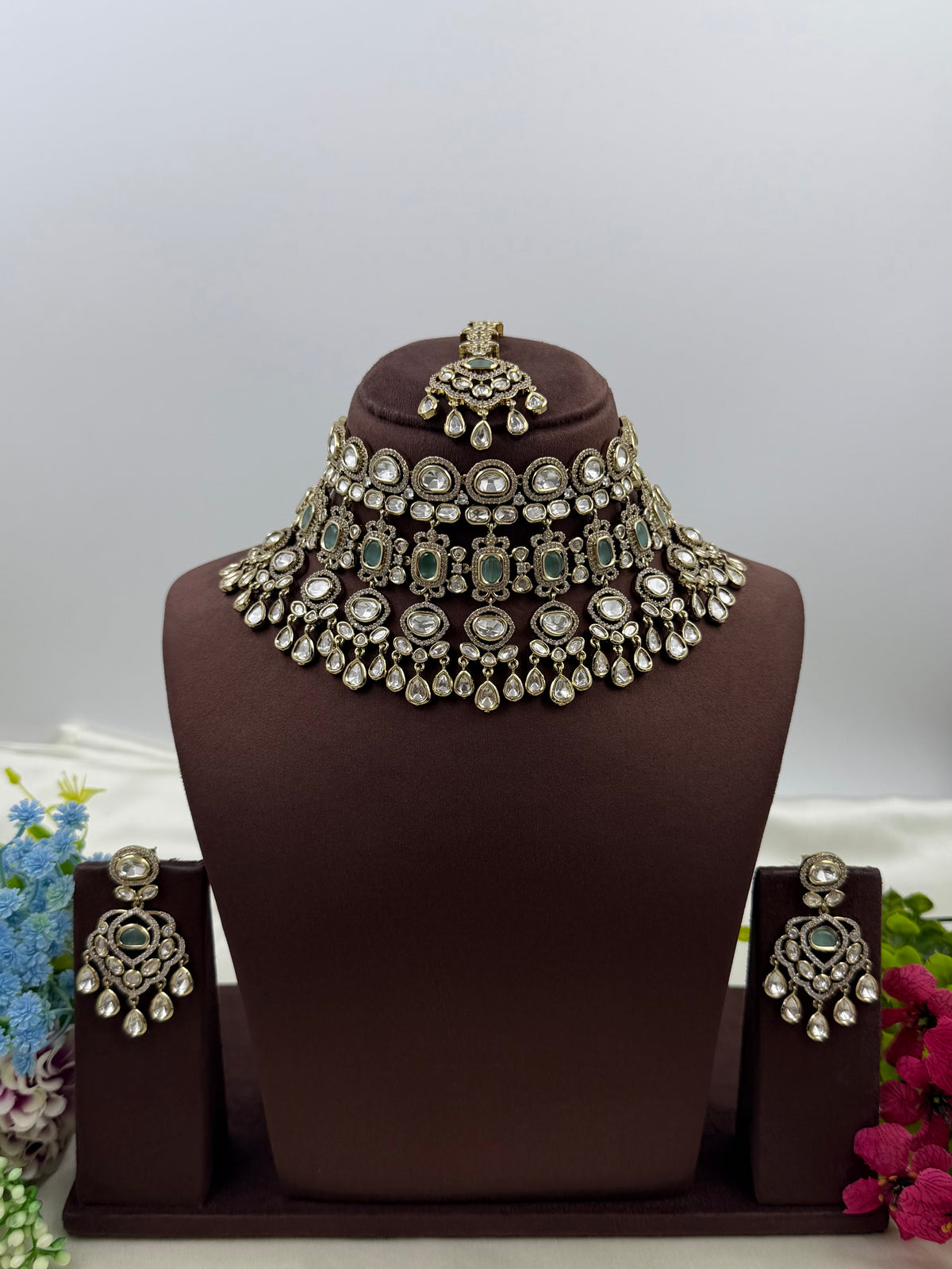 Bhavika Victorian Choker Necklace Set
