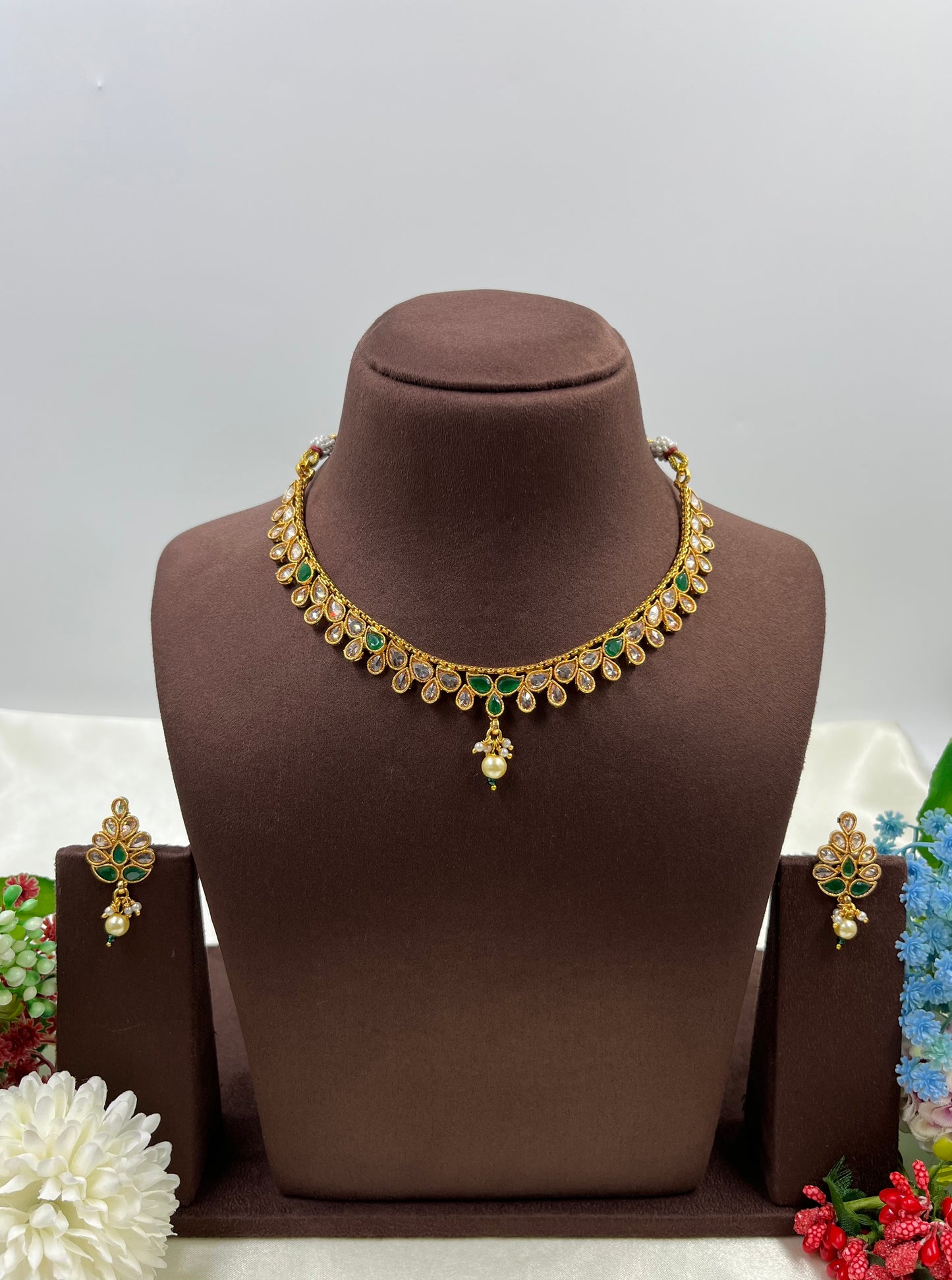 Malati Delicate Traditional Necklace