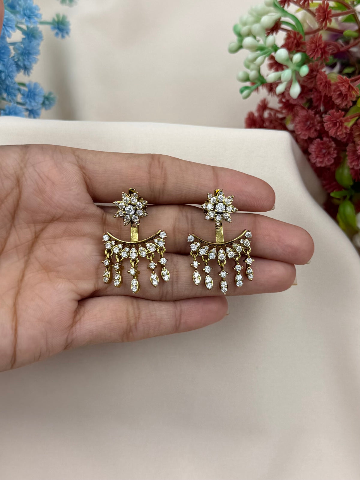 Mahi Premium Victorian Earring