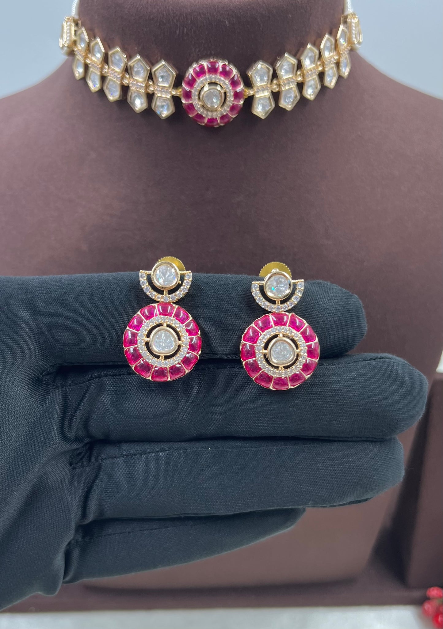 Zoya Moissanite Choker Necklace