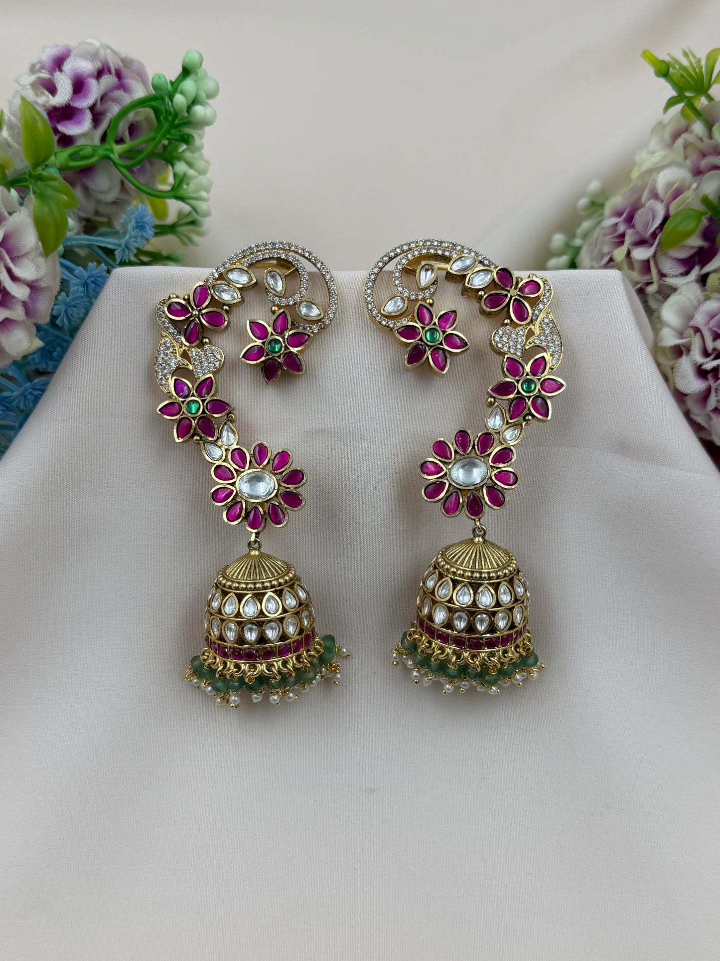 Shruti Pachi Kundan Jhumka Earring