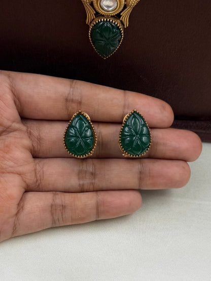 Kiara Royal Antique Green Pendant Necklace Set
