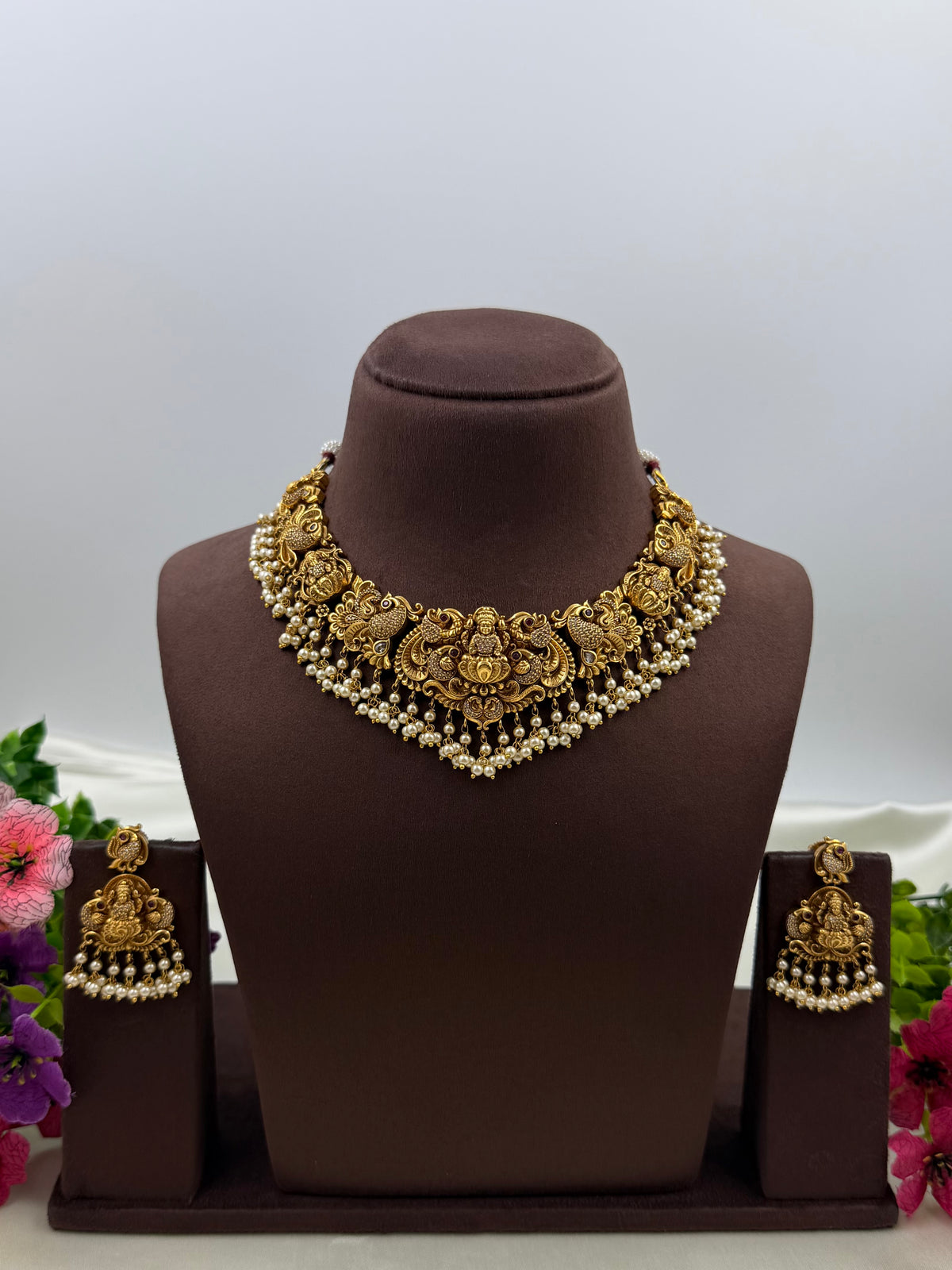 Ruchi South Temple Necklace Set