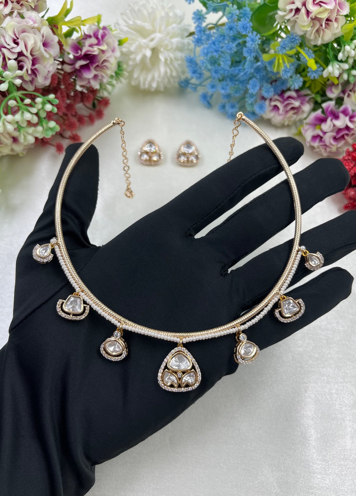 Savitri Moissanite Hasli Necklace