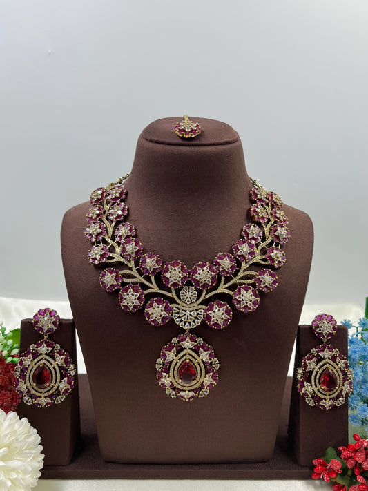Kishori Victorian Premium Necklace