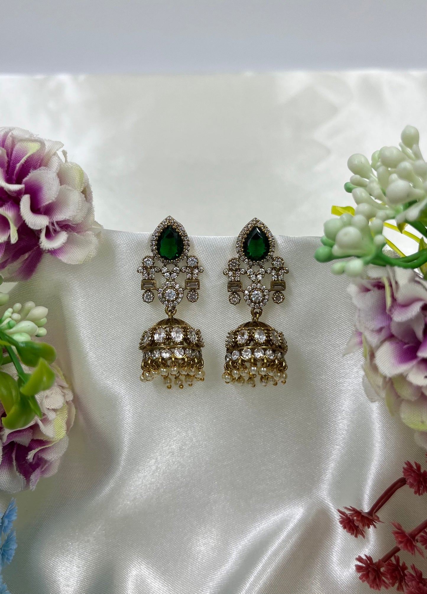 Ria Ad Victorian Earing