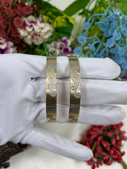 Vidya Premium Two-tone Bangles