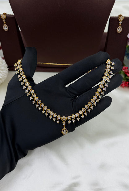 Deepti Traditional Delicate Necklace