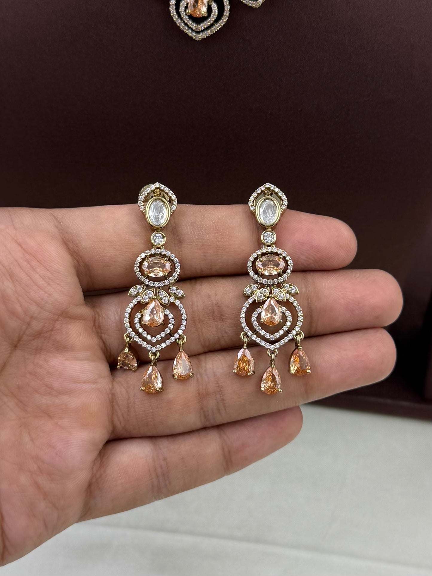 Lata Premium Victorian Necklace Set