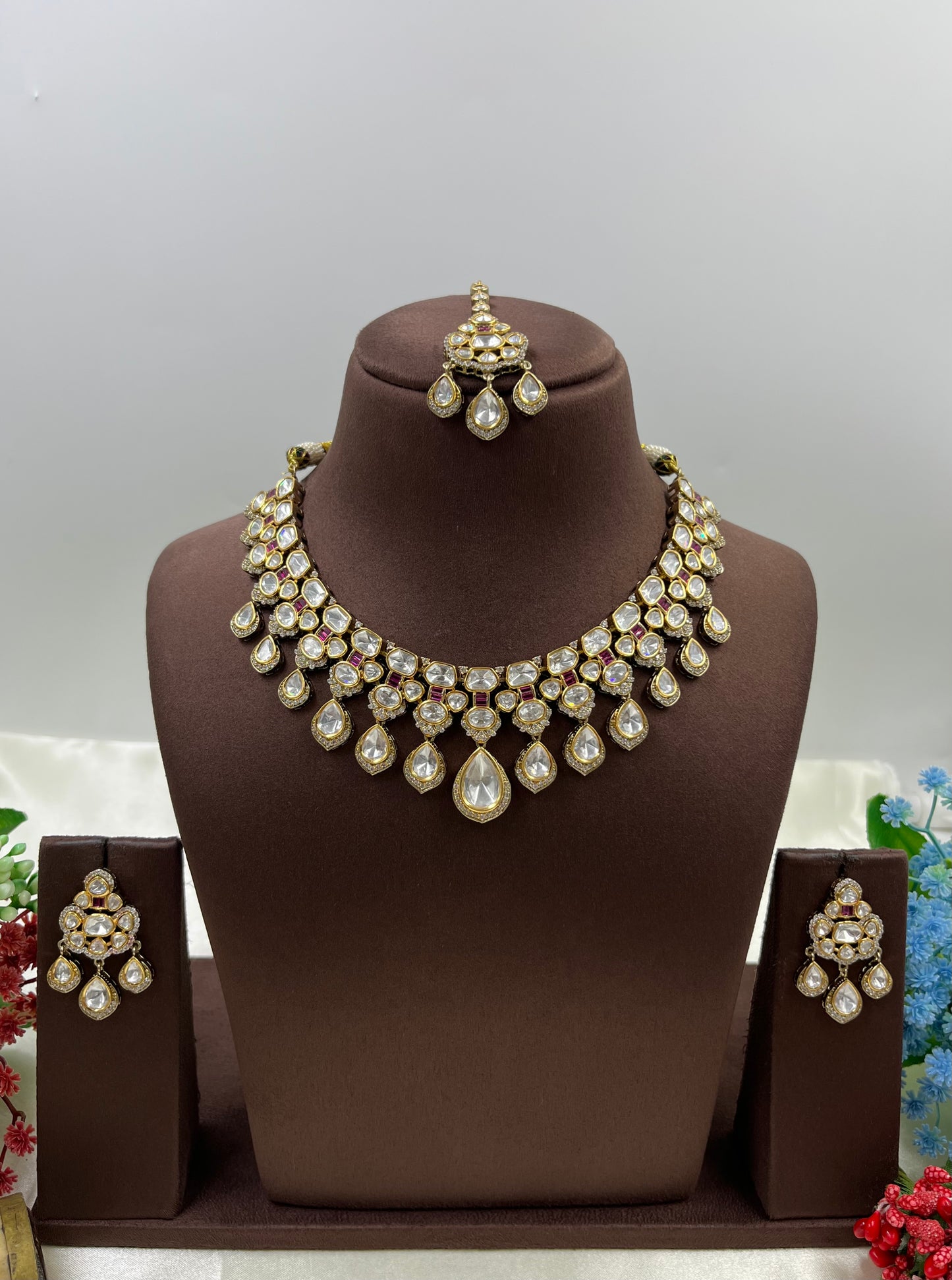 Avni Moissanite Premium Necklace