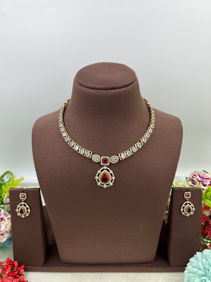 Lena Victorian Hasli Necklace