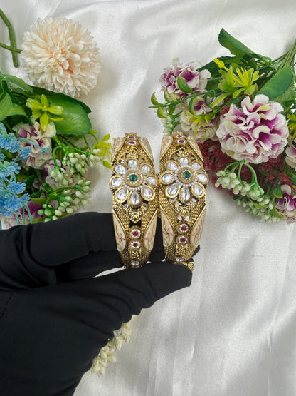 Ruhani Jhumka Heritage Bangles (Openable)