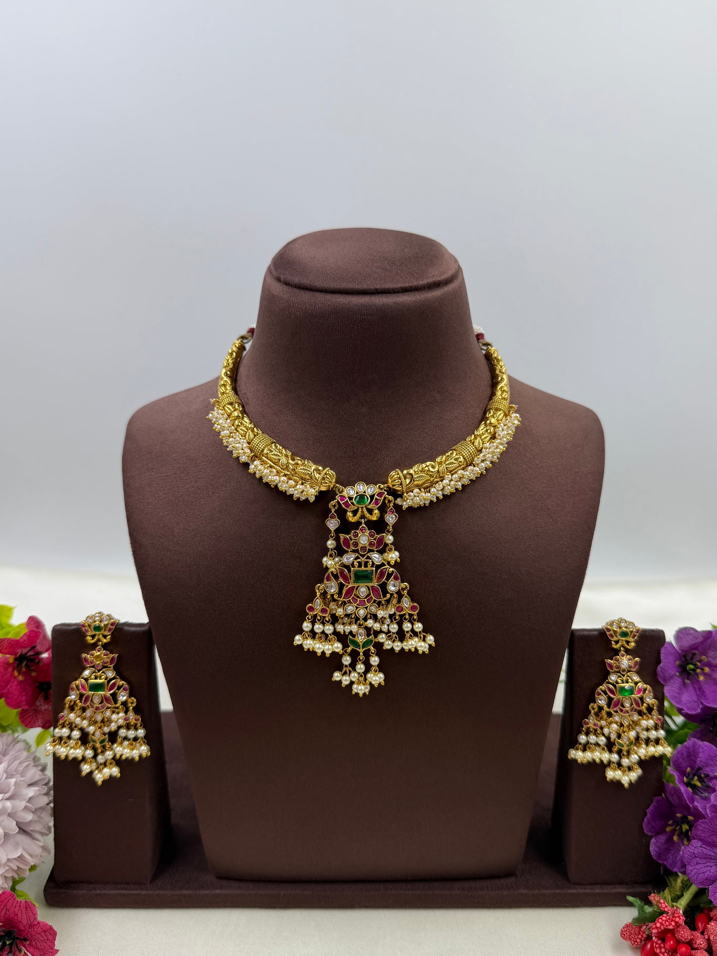 Traditional Hasli Necklace Set
