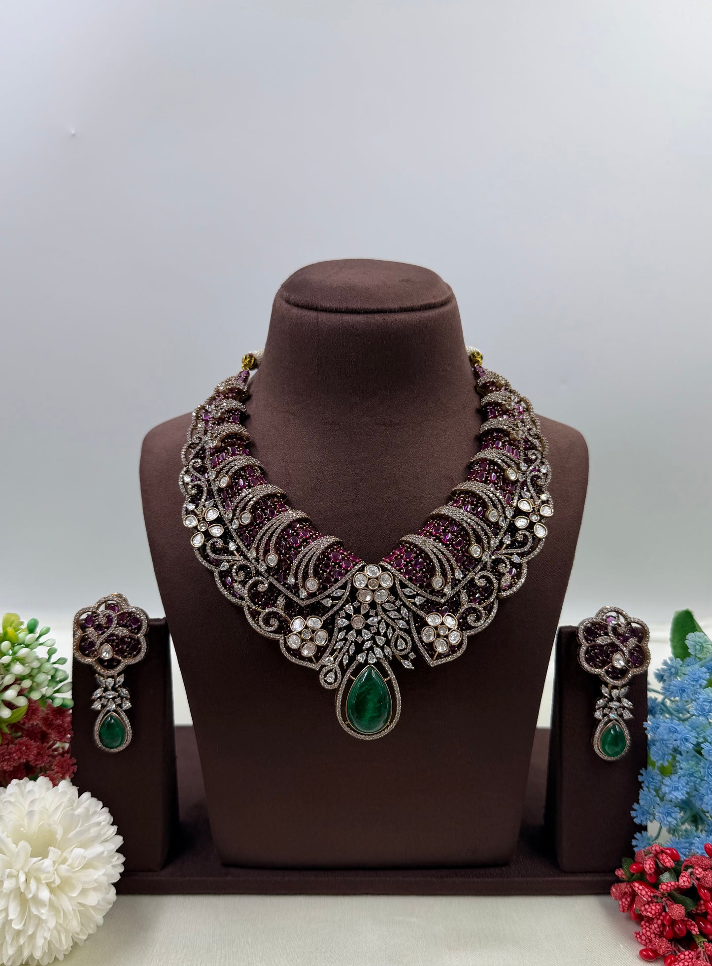 Maitri Jaipuri Kundan Necklace Set